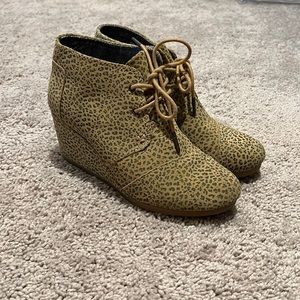 Toms Suede Wedge Bootie